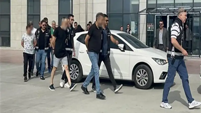 Hayal Satışıyla 10 Milyar Lira Dolandırıcılık Skandalı!