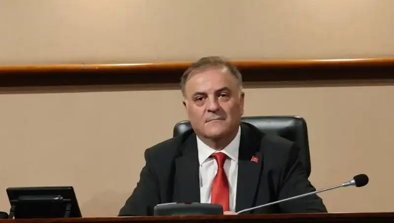 İBB Başkanvekili Nuri Aslan Kimdir? Hayatı ve Başarılarıyla Tanıyalım