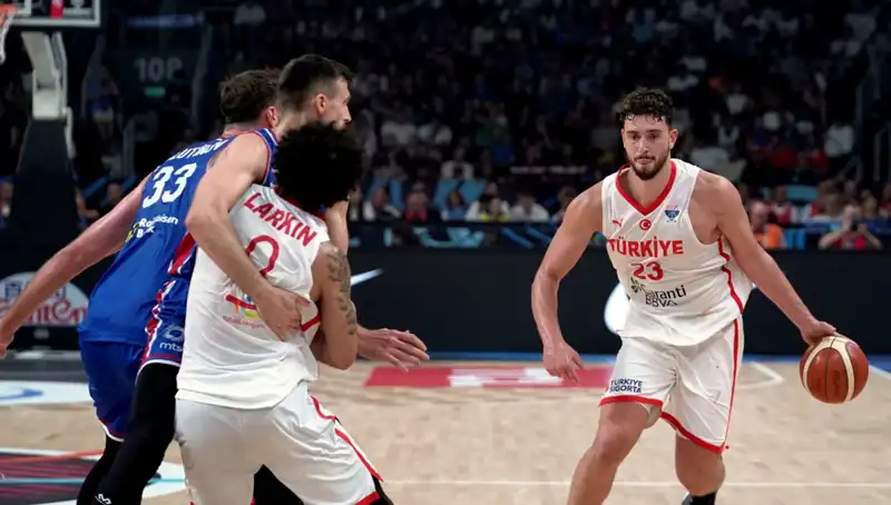 12 Dev Adam, İsveç Karşısında 16. Turda Savaşacak!