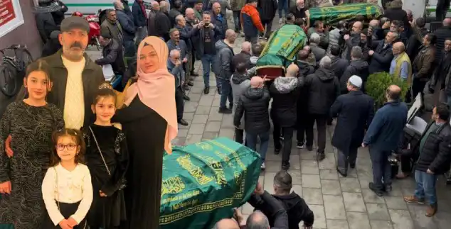 Rize'de Rüzgar Gibi Esen Kız Kardeşlere Duygusal Veda Töreni